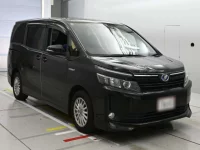 Toyota VOXY лот № 30080 оценка 3.5  с аукциона в Японии 4