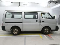 Nissan CARAVAN VAN лот № 10070 оценка R  с аукциона в Японии 2