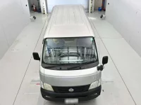 Nissan CARAVAN VAN лот № 10070 оценка R  с аукциона в Японии 6