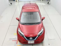 Nissan NOTE лот № 30073 оценка 4  с аукциона в Японии 6