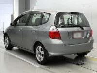Honda FIT лот № 36038 оценка 3.5  с аукциона в Японии 5