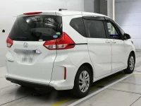 Honda FREED лот № 33136 оценка 4  с аукциона в Японии 1