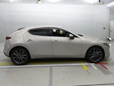 Mazda MAZDA3  с аукциона в Японии