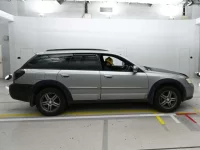 Subaru LEGACY OUTBACK лот № 10057 оценка 3.5  с аукциона в Японии 2