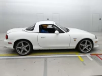 Mazda ROADSTER лот № 30127 оценка 3.5  с аукциона в Японии 2