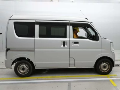 Mazda SCRUM  с аукциона в Японии