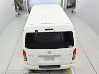 Toyota HIACE VAN лот № 40057 оценка R  с аукциона в Японии 7