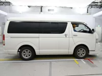 Toyota HIACE VAN лот № 40057 оценка R  с аукциона в Японии 2