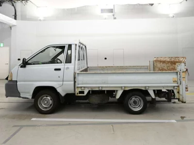 Toyota LITE ACE TRUCK  с аукциона в Японии