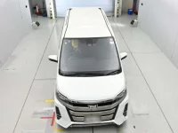 Toyota NOAH лот № 30273 оценка R  с аукциона в Японии 6