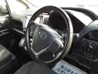 Toyota NOAH лот № 30273 оценка R  с аукциона в Японии 8