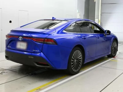 Toyota MIRAI  с аукциона в Японии