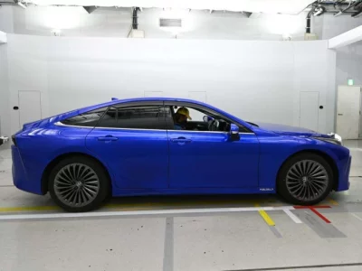 Toyota MIRAI  с аукциона в Японии