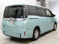 Toyota VOXY лот № 90044 оценка 3  с аукциона в Японии 1