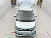 Toyota VOXY лот № 90044 оценка 3  с аукциона в Японии 6