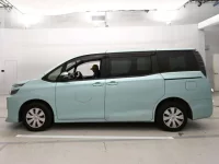 Toyota VOXY лот № 90044 оценка 3  с аукциона в Японии 3