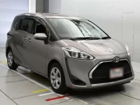 Toyota SIENTA лот № 30065 оценка 4.5  с аукциона в Японии 4