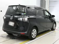 Toyota SIENTA лот № 30067 оценка 4  с аукциона в Японии 1