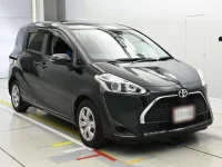 Toyota SIENTA лот № 30067 оценка 4  с аукциона в Японии 4