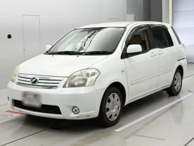 Toyota RAUM