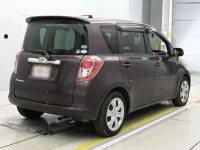 Toyota RACTIS лот № 30094 оценка 4  с аукциона в Японии 1