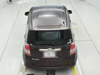 Toyota RACTIS лот № 30094 оценка 4  с аукциона в Японии 7