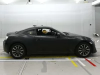 Toyota GT 86 лот № 30261 оценка R  с аукциона в Японии 2