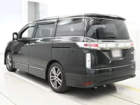 Nissan ELGRAND лот № 90128 оценка 3.5  с аукциона в Японии 5
