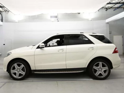 Mercedes-Benz ML CLASS