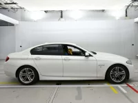 BMW 5-Series лот № 38017 оценка 4  с аукциона в Японии 2