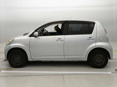 Daihatsu Boon  с аукциона в Японии