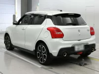 Suzuki SWIFT лот № 36012 оценка 5  с аукциона в Японии 5