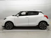Suzuki SWIFT лот № 36012 оценка 5  с аукциона в Японии 3