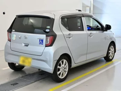 Daihatsu MIRA E S