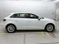 Audi A3 лот № 38006 оценка 4.5  с аукциона в Японии 2