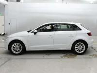 Audi A3 лот № 38006 оценка 4.5  с аукциона в Японии 3