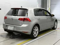 Volkswagen GOLF лот № 38045 оценка 5  с аукциона в Японии 1