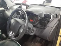 Renault KANGOO лот № 90070 оценка 3.5  с аукциона в Японии 8