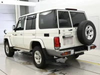 Toyota LAND CRUISER лот № 20209 оценка 4  с аукциона в Японии 5