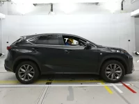Lexus NX лот № 20136 оценка 4  с аукциона в Японии 2