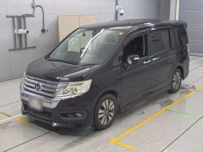 Honda STEP WAGON  с аукциона в Японии