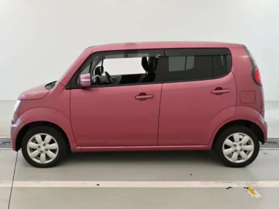 Suzuki MRWAGON