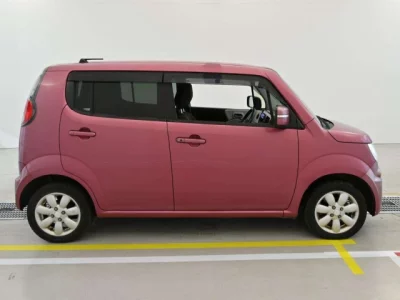 Suzuki MRWAGON