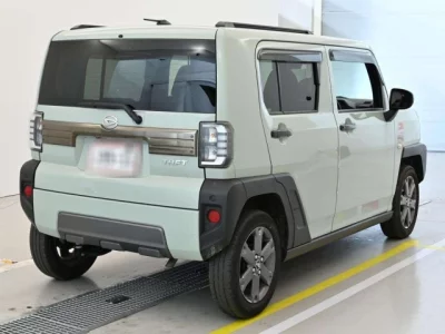 Daihatsu TAFT