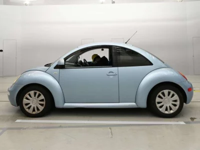 Volkswagen NEW BEETLE
