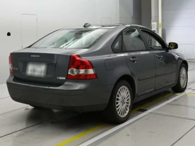 Volvo S40
