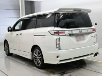 Nissan ELGRAND лот № 30331 оценка 3.5  с аукциона в Японии 5