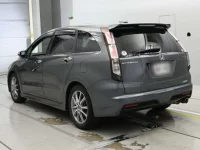 Honda STREAM лот № 10104 оценка 4  с аукциона в Японии 5