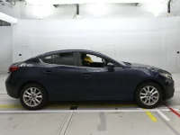 Mazda AXELA лот № 10106 оценка 3.5  с аукциона в Японии 2