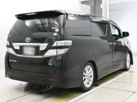 Toyota VELLFIRE лот № 30355 оценка 4  с аукциона в Японии 1
